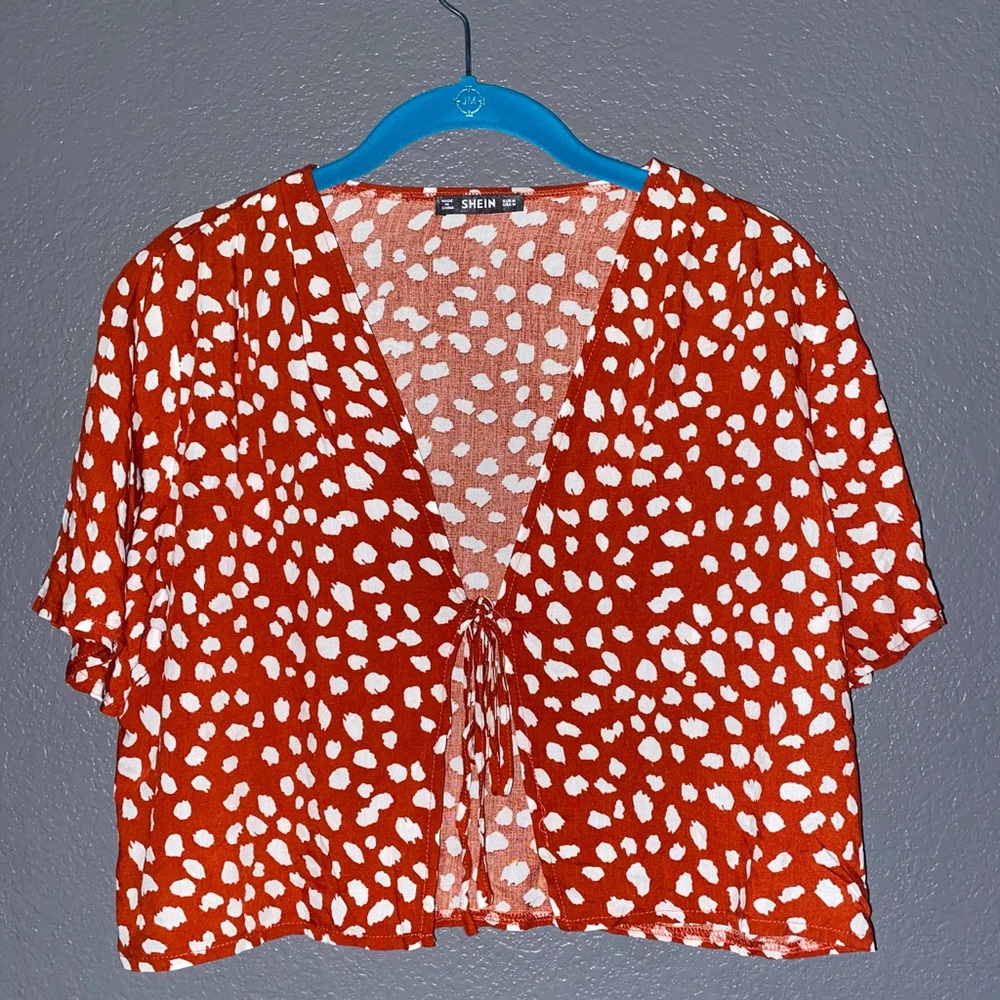 Tie crop top